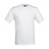 Фото на мужской футболке